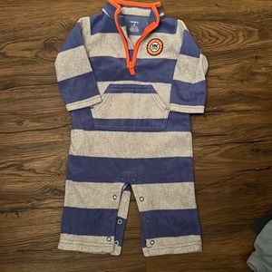 Boys Carter’s 9 month onesie